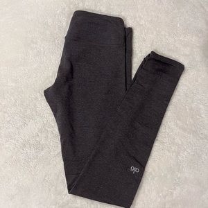 Women's Alo legging Medium Gray